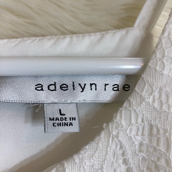 Adelyn Rae Lace Dress - Picture 4 of 4